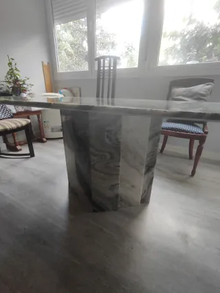 Mesa comedor mármol 1.80m