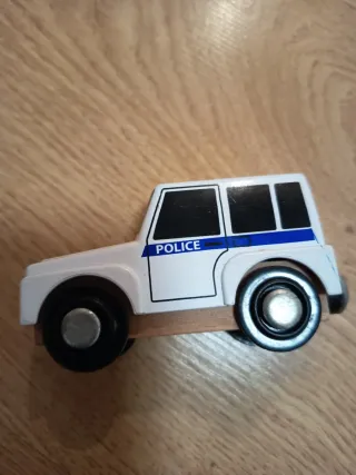 Vehiculos de madera con iman: bomberos, taxi ...