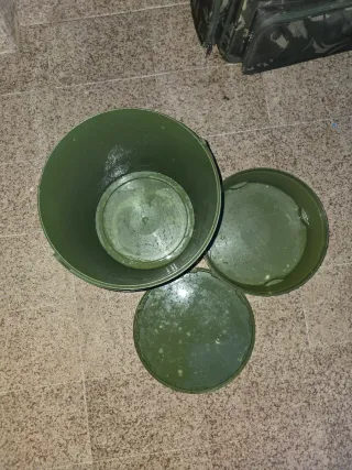 Cubo Starbaits Con Varios Compartimentos Carp