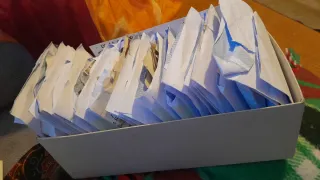 Lote sellos antiguos y catálogos