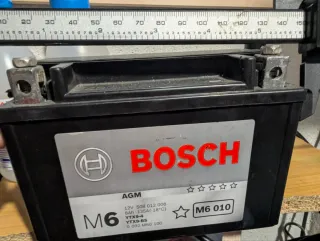 Batería bosch moto