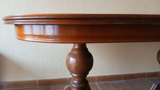 MESAS Y SILLAS DE COMEDOR