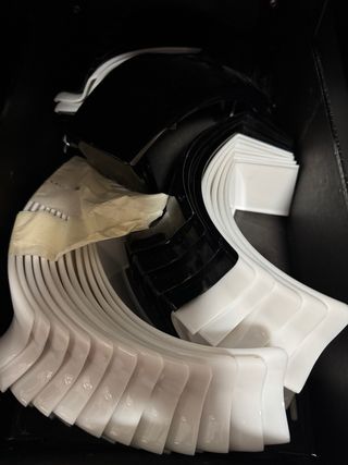 Expositores de Joyería Negro y Blanco