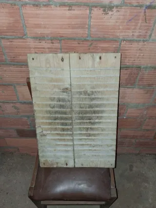 Tabla de lavar madera antigua