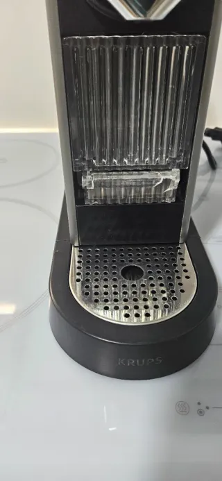 Cafetera Nespresso Krups Gris