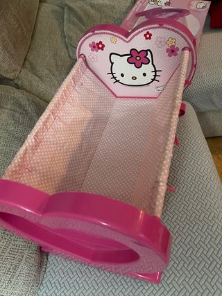 Cuna Hello Kitty Smoby Corazón