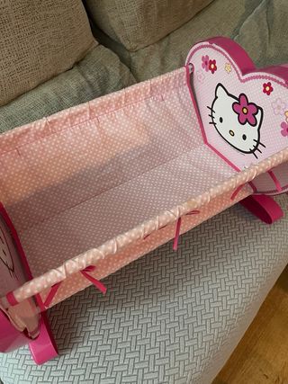 Cuna Hello Kitty Smoby Corazón
