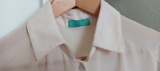 Blusa marca Vidrio gasa polyester nude talla S/M