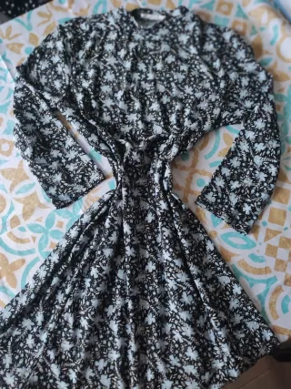 Vestido estampado floral manga larga