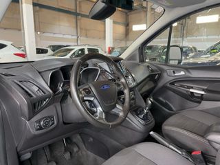 Ford Grand Tourneo CAMARA / 7 PLAZAS / TECHO SOLAR