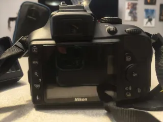 Nikon D3400 + Objetivo 18-55mm | Perfecto estado