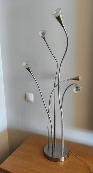 Candeeiro LED articulado metal e vidro