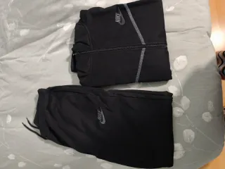 Chándal Nike Negro Talla M 50€