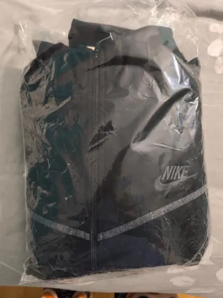 Chándal Nike Negro Talla M 50€