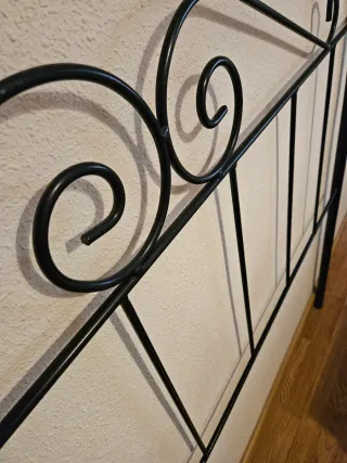 Cabecero de forja negro