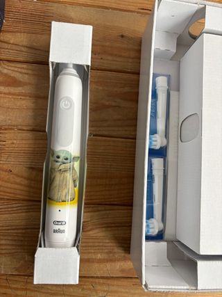 Cepillo Dientes Eléctrico Oral-B Junior Star Wars