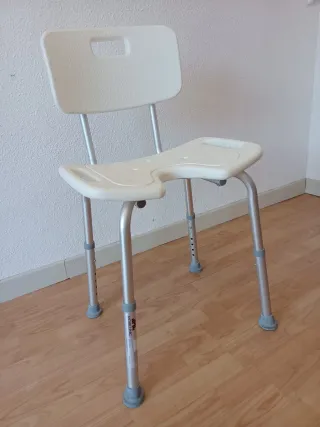 Silla de baño geriátrico