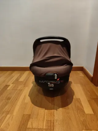 Carrito Maxi-Cosi Jane Muum + Silla + Base