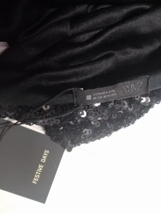 Top lentejuelas halter Zara negro-dorado