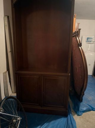 Despacho estilo inglés madera y cuero Tlf629662269