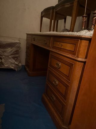 Despacho estilo inglés madera y cuero Tlf629662269