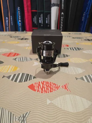 CARRETE SHIMANO VANQUISH C2500SXG