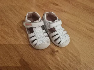 Sandalias Biomecanic Niña Blancas talla 19