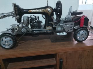Coche Artesanal Decoración con Maquina de coser