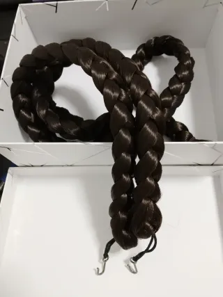 Trenzas de fallera marrones