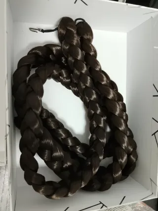 Trenzas de fallera marrones