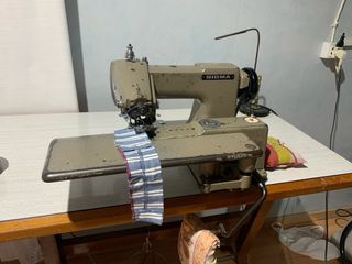 Maquina de coser Sigma