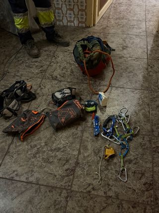 Equipo de escalada completo