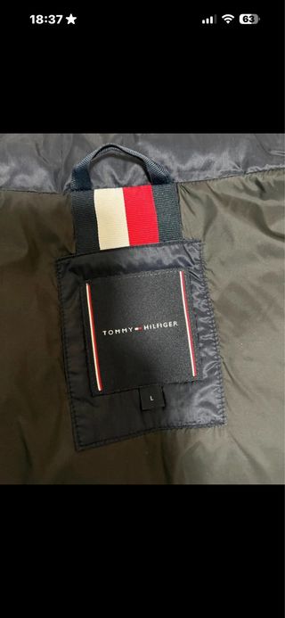 Plumas Tommy Hilfiger Negro azul marino