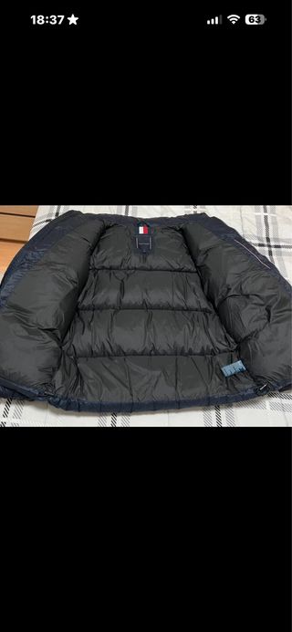 Plumas Tommy Hilfiger Negro azul marino