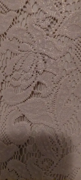 Vestito monospalla in pizzo beige e oro