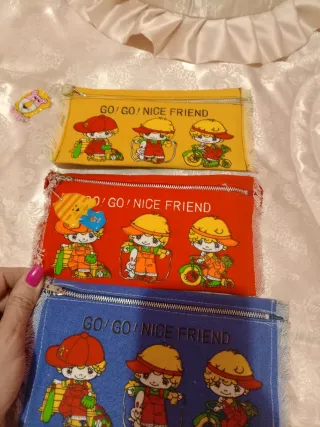 Nuovi porta colori vintage