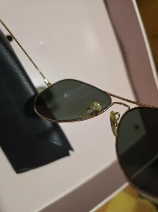 Gafas de sol Ray-Ban doradas