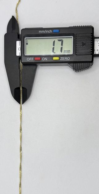 Cadena Singapur de oro de 18k, 3.15 g, 51 cm.