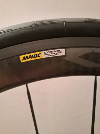 Ruedas Mavic Cosmic Carbon