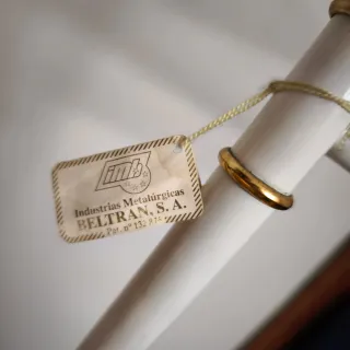 Toallero de pie con base de mármol