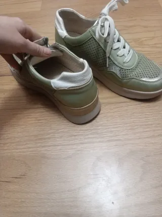 Bambas de vestir verdes Amarpies talla 37