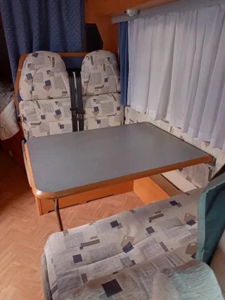 Adria Adriatik 640 DS 2003