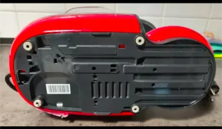 Cafetera Roja y Negra. Marca bosch.