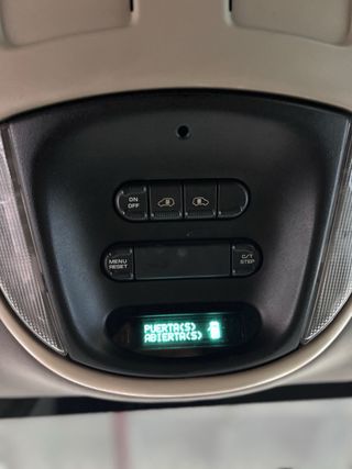 CHRYSLER VOYAGER LX AUTO 2007 227.000km Etiqueta B