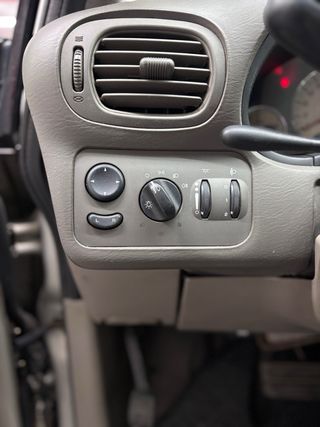 CHRYSLER VOYAGER LX AUTO 2007 227.000km Etiqueta B