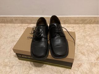 Zapatos de vestir negros Iglesia