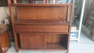 Mueble Aparador Madera y Cristal