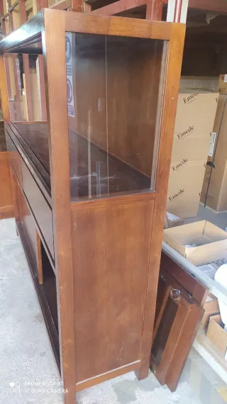 Mueble Aparador Madera y Cristal