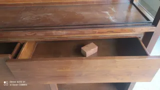 Mueble Aparador Madera y Cristal