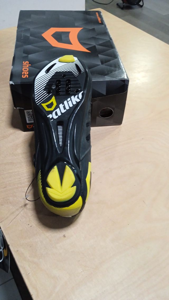 ZAP. CATLIKE TALENT T.39 -38 NEGRO-AMARILLO